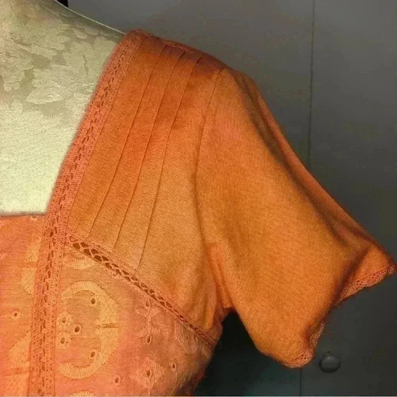 Midnight Sky Peach Peplum Eyelet Top Square neck Embroidered trim size Medium - Picture 4 of 13